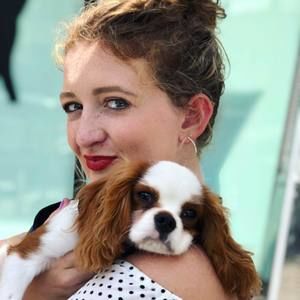 Meet your Posher, Danielle